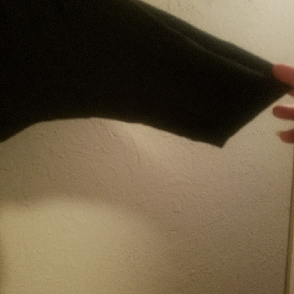 Top - Picture 4 of 4
